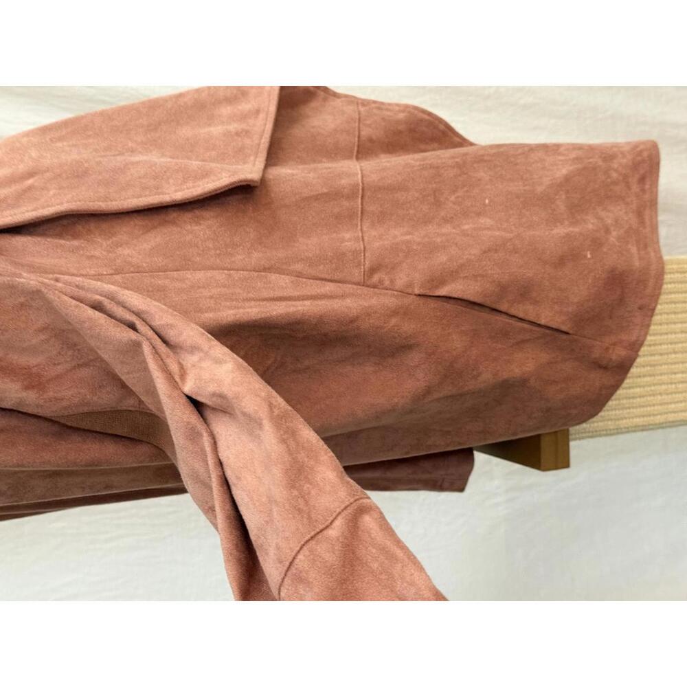 BB Dakota rose taupe faux suede jacket - Picture 2 of 10